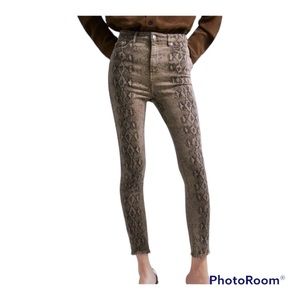 Zara Fade Out Snakeskin High Waist Skinny Ankle Jeans With Raw Hem Size 8